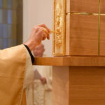 #chiesacristiana #consacrazione #cripta #messa